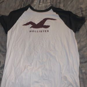 Hollister T-shirt